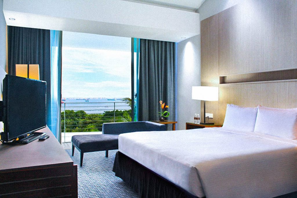 Book safe & flexible accommodation or Rooms